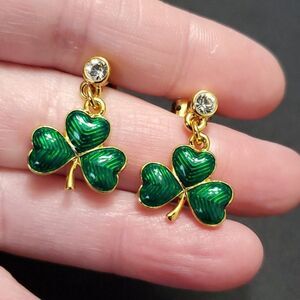 Danbury Mint 18KT yellow gold plated shamrock earrings